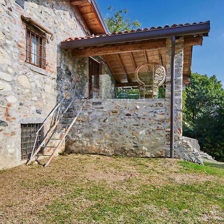 Agriturismo Cascina Mirandola コモ エクステリア 写真