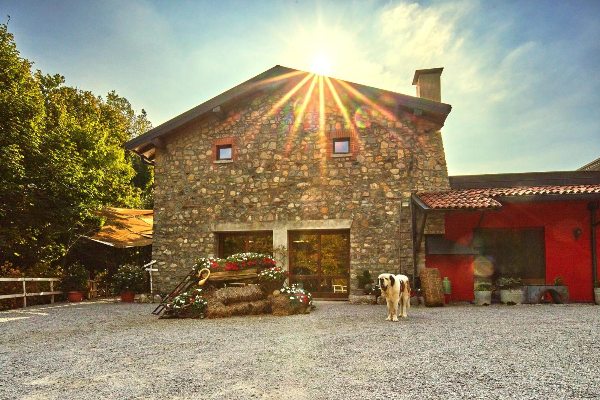 Agriturismo Cascina Mirandola コモ エクステリア 写真